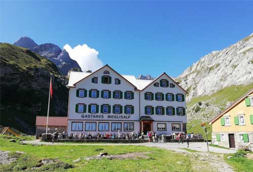 Berggasthaus Meglisalp — Berggasthaus in Weissbad (AI) auf 1517 m ü.M.