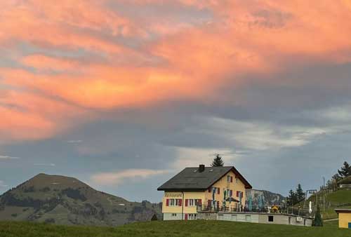 Berggasthaus Arviblick — Berggasthaus in Wirzweli (NW) auf 1230 m ü.M.