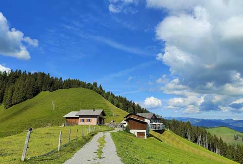 Gummenalp — Berggasthaus in Wiesenberg (NW) auf 1580 m ü.M.
